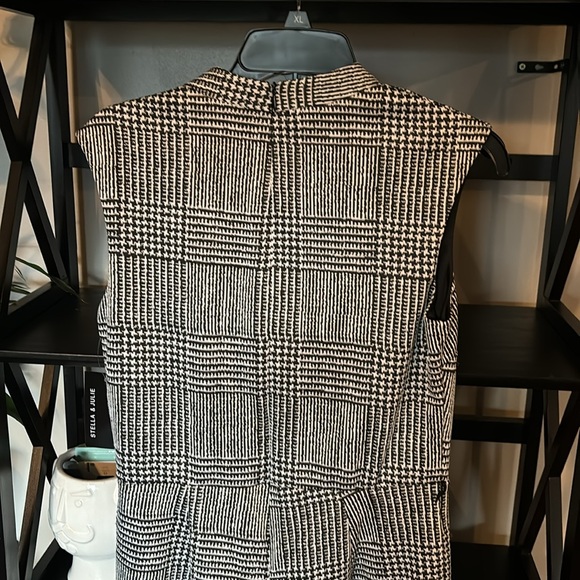 NWT houndstooth jumpsuit - Picture 5 of 5